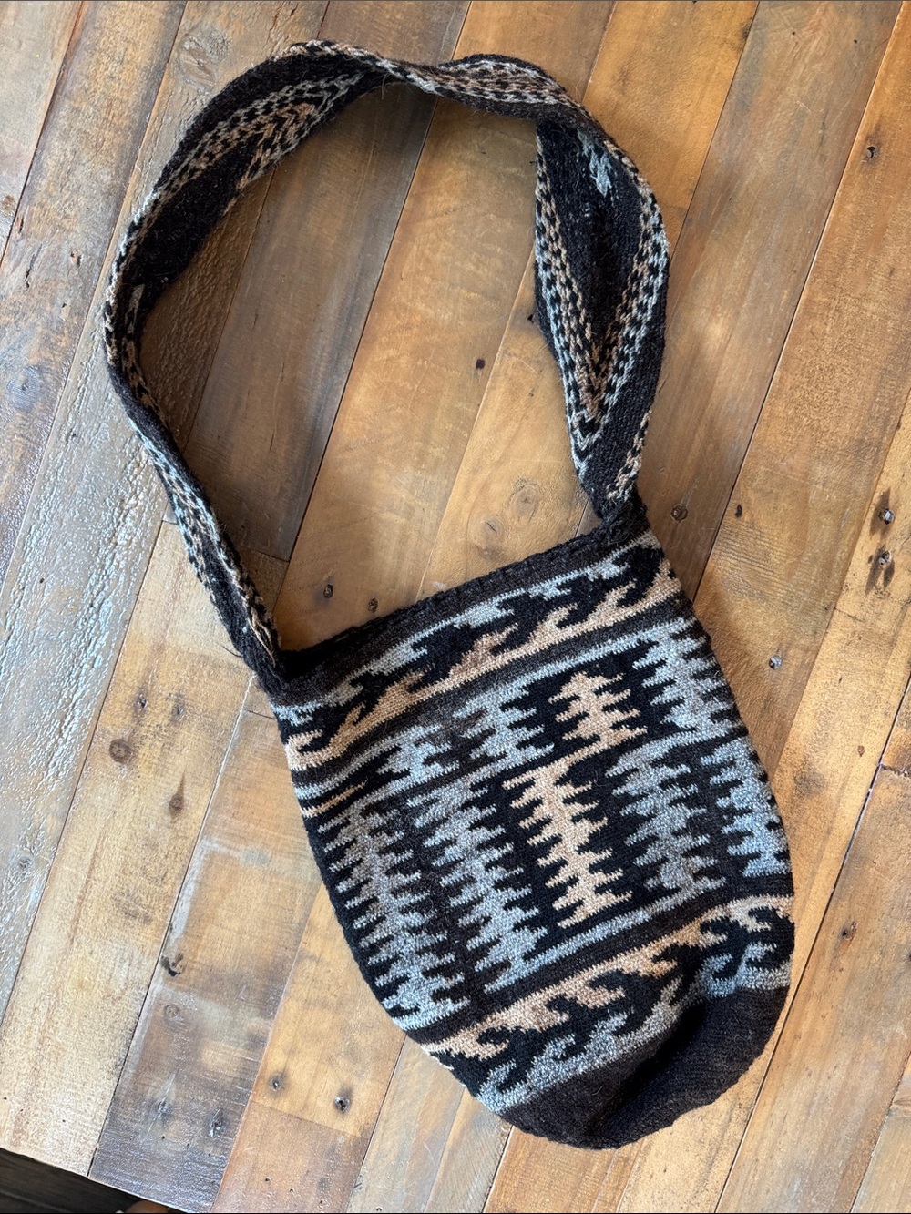 Handwoven Brow Gray Tan Native Colombian Shoulder crossbody Bag New wool mochila